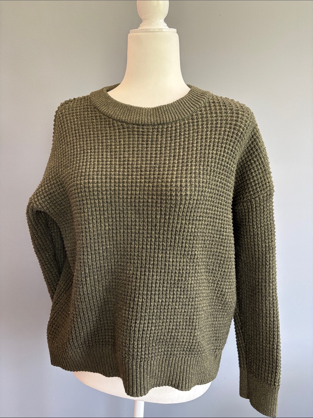 Time and Tru Olive Green Waffle-Knit Crew Sweater